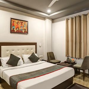 Super Townhouse Ranipur Mor
